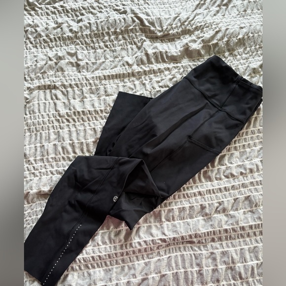 Lululemon Fast & Free 7/8 Tight I|
*Nulux 25" - Picture 1 of 5